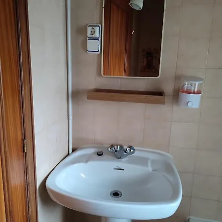 Hotel - Restaurante Vilaboa -wifi, Aparcamiento Propio- 3*