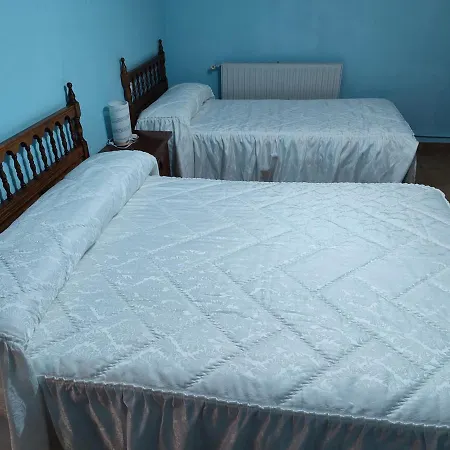 - Restaurante Vilaboa -wifi, Aparcamiento Propio- Hotel 3*