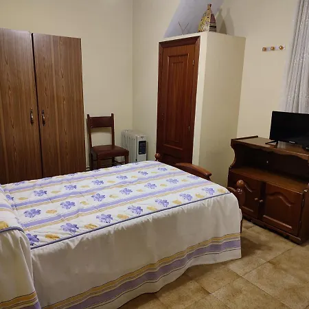 - Restaurante Vilaboa -wifi, Aparcamiento Propio- Hotel