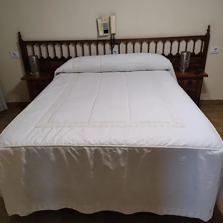 - Restaurante Vilaboa -wifi, Aparcamiento Propio- Hotel