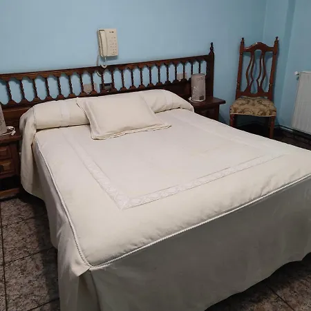 - Restaurante Vilaboa -wifi, Aparcamiento Propio- Hotel Boveda (Alava)