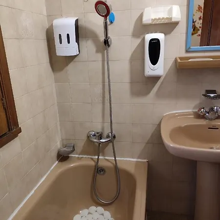 - Restaurante Vilaboa -wifi, Aparcamiento Propio- 3* Boveda (Alava)