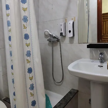 - Restaurante Vilaboa -wifi, Aparcamiento Propio- Boveda (Alava)