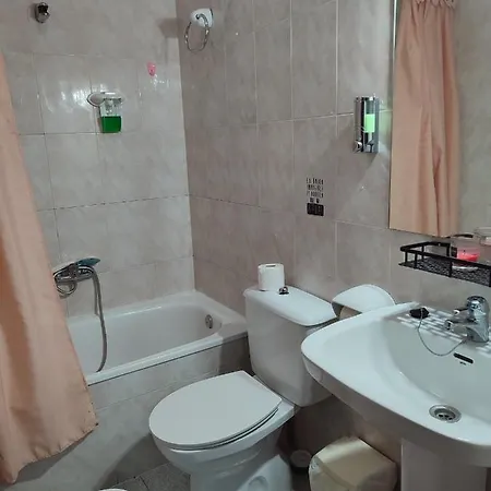 Hotel - Restaurante Vilaboa -wifi, Aparcamiento Propio-