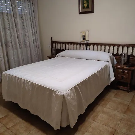 Hotel - Restaurante Vilaboa -wifi, Aparcamiento Propio- 3*